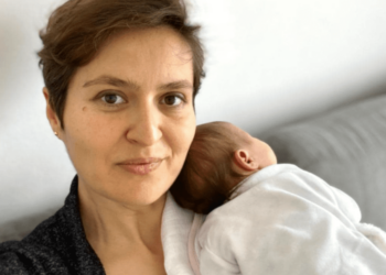 Ish-ministrja e Ramës bëhet nënë për herë të parë: Bashkë me pranverën erdhi edhe vajza jonë në Tiranë