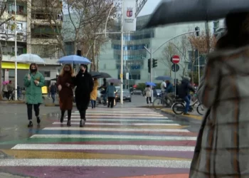 E shtuna me diell, e diela me shi dhe ftohtë