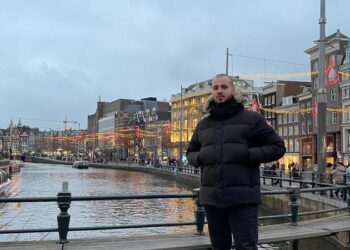 Atentati në Pogradec/ Niset me urgjencë drejt Tiranës Joan Muçllari, është goditur dhe me thikë në kokë