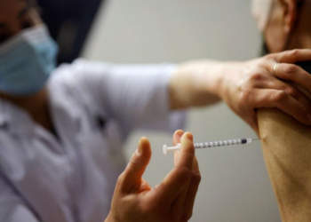 Vaksinë “hallall” për Ramazan, myftiu i Tiranës: Besimtarët mund të vaksinohen