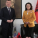 Peticioni ndaj Kim/ Balla: Sjellje të trashëguara nga regjimi komunist! Më thoni një ambasador amerikan me të cilin Berisha ka pasur marrëdhënie normale