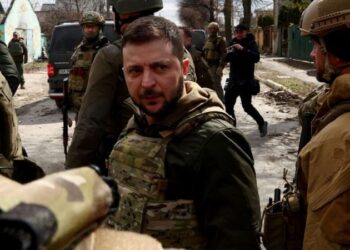 FOTOT/ Si mbrohet ‘ushtari’ Zelensky, një brez i trefishtë sigurie dhe rrethi anglo-amerikan