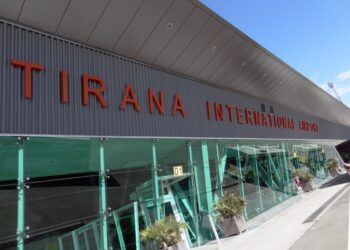 Rinas/ Regjistrohet fluks pasagjerësh për Conference League