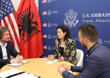 Dita Botërore e Lirisë së Shtypit / Ambasada e SHBA: Roli që ka një media e fortë dhe e pavarur është parësor!