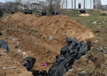 Kryepeshkopi i Kievit konfirmon: Kemi gjetur 500 kufoma me duar të lidhura e të goditur me plumb në kokë