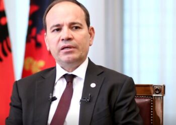 Homazh Nishanit/ Guvernatori Sejko: Vdekja e tij, një humbjen e madhe për politikën dhe shoqërinë shqiptare