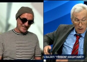 “Kujt i thua paçavure, ti je burrë që lyen thonjtë”, sherri me Robert Aliajn, Agim Doçi çohet për t’u larguar nga emisioni