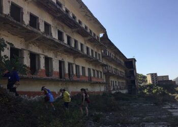 “Tronditi diktaturën”/ Ja si të burgosurit politikë kujtojnë sot revoltën në burgun e Spaçit!