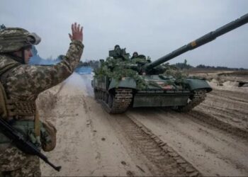 Mariupol/ Betohen ukrainasit: “Nuk do të punojmë kurrë për rusët”
