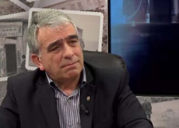 Kufiri detar me Greqinë në Hagë/ Pëllumb Xhufi i saktë: Ne ende s`kemi përcaktuar kufirin tokësor!