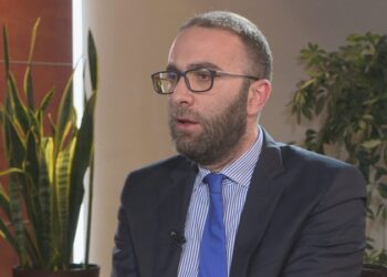 Zgjedhjet e Rithemelimit/Bardhi akuzon rëndë Sali Berishën: Vetëm kryetarët e bashkive socialiste nuk e votuan