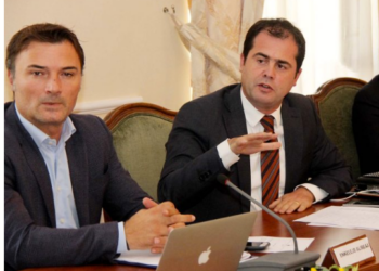 Rithemelimi bojkoton mbledhjen nesër me Alibeajn? Bykykbashi: Ai s’ka asnjë tagër të nxjerrë emra për Presidentin. Fasadë e Ramës!