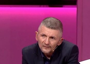 “Thashë se ndërrova jetë”,  Aureli rrëfen sakrificat e babait birësues në çastin kritik