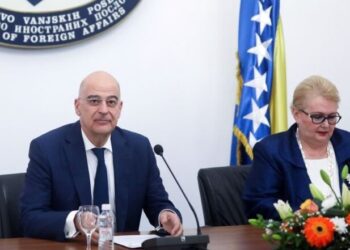 Ministri i Jashtëm grek: Jemi kundër ndryshimit të kufijve. Aktorët e palëve të treta po synojnë destabilizimin në rajon