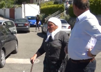 82-vjeçarja nga Fushë-Kruja prej 2 vitesh në dyert e Gjykatës, e akuzojnë për ndotje mjedisi