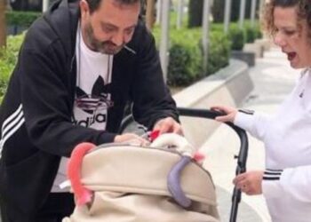 Çifti dhe foshnja 3 muajshme u përplasën nga “G-Class”/ Përkeqësohet papritur gjendja e Vilma Konomit