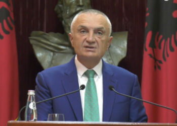 Dendias tha se çështjen e “detit” e zgjidhim me Presidentin e ri, reagon Meta: Në vitin 2018 dhashë autorizimin për…!