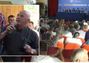 “Ik, ik..”/ Tensione në takimin e Lezhës, militanti thirrje Gjekmarkajt e Alibeajt: Kthehuni te Berisha, askush s’është më trim se une…!