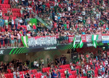FOTO+VIDEO/ Atmosferë  e zjarrtë! UEFA jehonë “Air Albania”, gjithçka perfekte për finalen e madhe: Çdo gjë shkëlqen, e mrekullueshme. Presim startin
