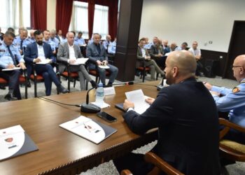 “Nga testi i befasishëm i drogës tek psikologu”, zbardhen porositë e Nanos për Policën