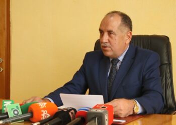 Emri/ Rama shkarkon nga detyra prefektin, ja kush e zëvendëson