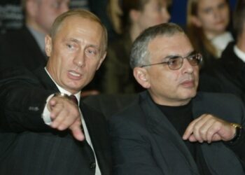 Moska s’njeh limite, producenti rus kërcënon disidentët: Do dërgoheni në kampe përqendrimi dhe do sterilizoheni pa mëshirë