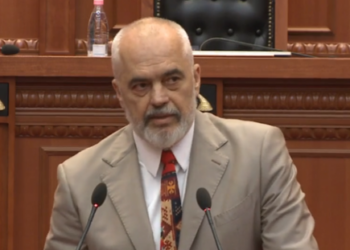 Rama, akuza Berishës dhe opozitës: Bathoren e shpalli mrekullinë e 8 të botës. Flisni këtu për mbrojtjen kulturore?! Të kesh dy; një ta mbash e një ta çash