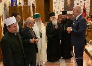 Qeveria jep 113 milionë lekë për Komunitetet Fetare, Komuniteti Mysliman përfiton më shumë nga buxheti i shtetit