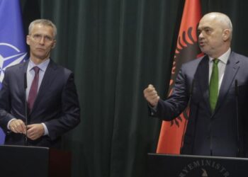 Biseda telefonike/ Rama e Stoltenberg diskutojnë për mbështetjen e NATO-s për Ukrainën: Ne mund ta fitojmë këtë luftë