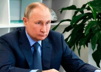 A po izolohet Putin, si Hitleri?!/ Paranoja po e mbyll liderin rus në shtëpi dhe largësia e tij me strukturat e shtetit!