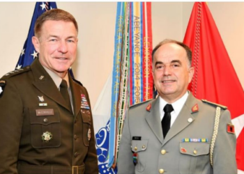 Në prag të 100 vjetorit të partneritetit, gjeneralmajor Bajram Shefi i Shtabit Begaj takohet në Pentagon me homologun e tij, Milley: Aleanca e NATO më e fortë se kurrë  
