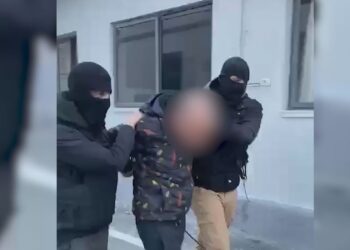 Akuza për ‘shpërdorim detyre’ dhe ‘kontrabandë’, në pranga doganieri dhe dy të tjerë