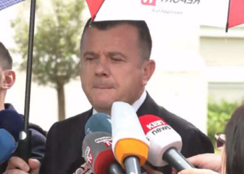 Ndërprerje të marrëdhënieve me Moskën/ Balla për Berishën: Kashtë mbi tjegulla mund të pretendojë gjithkush. I ka mbaruar koha