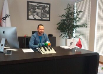 Banorët e Rinasit në protestë/ Kreu i ARRSH: Zgjidhje e mirë për të shmangur trafikun, pas sezonit gjendet…