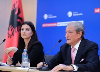 Këshilli Kombëtar voton emrat e anëtarëve për kryesinë e PD-së/ Nga Vokshi te Leskaj e Paloka, cilat figura mungojnë në listë