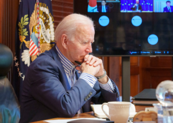 SHBA nuk ndalet, sanksione të reja ndaj Moskës/ Kufizime për viza ndaj 2 mijë zyrtarëve dhe ushtarakë rusë