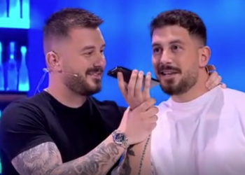 “Hë mo shpirt, çfarë je tu bo”/ Donaldi i bën kurthin e papritur Elgit Dodës, reagimi i tij s’duhet humbur: O idiot, nuk je…