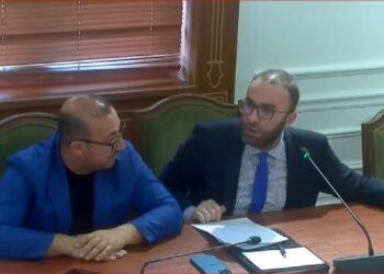 Bardhi doli kundër kandidaturës së tij, Mirakaj reagon mbledhjes së komisionit: S’patën kurajon të ngrinin dorën