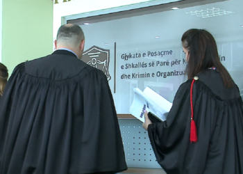 SPAK e dominojnë burrat, Gjykatën e Posaçme gratë/ Si ndahen institucionet