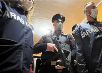 VIDEO/ Zbulohet dhoma “horror” në kryeqytet, si i torturonte banda e drogës “viktimat” që nuk shlyenin borxhet