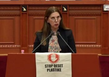 Parlament/ Kumbaro sqaron Fondacionin e Butrintit: E kundërshtojnë ata që privatizonin pronat brenda qytetit antik!