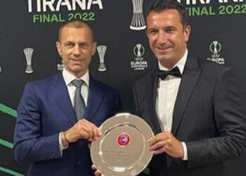 Finalja/ Veliaj takohet me Presidentin e UEFA-s Ceferin: Një mik dhe promovues i madh i Tiranës