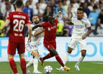 VIDEO/ Pjesë e parë Liverpool-Real mbyllet pa gola, VAR protagonist në finalen e Champions League, i prish festën Benzemasë