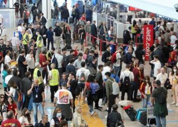 Finalja/ Mediat italiane në alarm: Grekë dhe turq janë infiltruar mes tifozëve të Romë, duan trazira