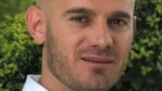 FOTO / 30-vjeçari shqiptar masakrohet me thikë në shtëpinë e tij në Londër, 3 të arrestuar