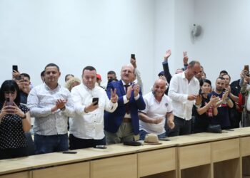 Si u fik ëndrra e Berishës për t’u rikthyer “mbret”