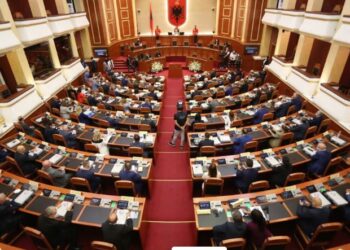Seanca/ Dështon zyrtarisht raundi i parë për Presidentin e ri, asnjë emër për t’u votuar në Parlament