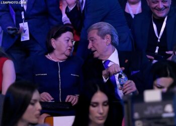 Pse deputetët e PD braktisën Sali Berishën?!