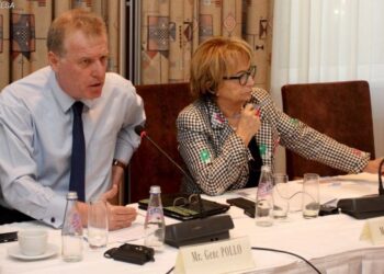 Doris Pack sulmon deputetin gjerman dhe mbron Berishën: Mos të ndërhyjë, të respektohet rezultati i së dielës në PD