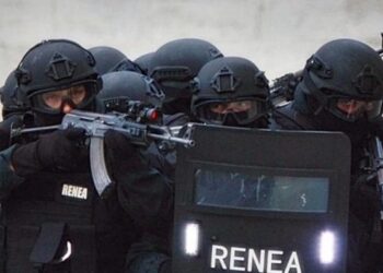 Operacioni i SPAK / FNSH dhe RENEA mësyjnë tek Liqeni i Thatë në Tiranë, dyshohet se fshihen personat e kërkuar